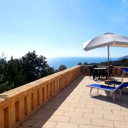 Il Terrazzo - Galatea Casa Vacanze Галяно дел Капо Стая снимка
